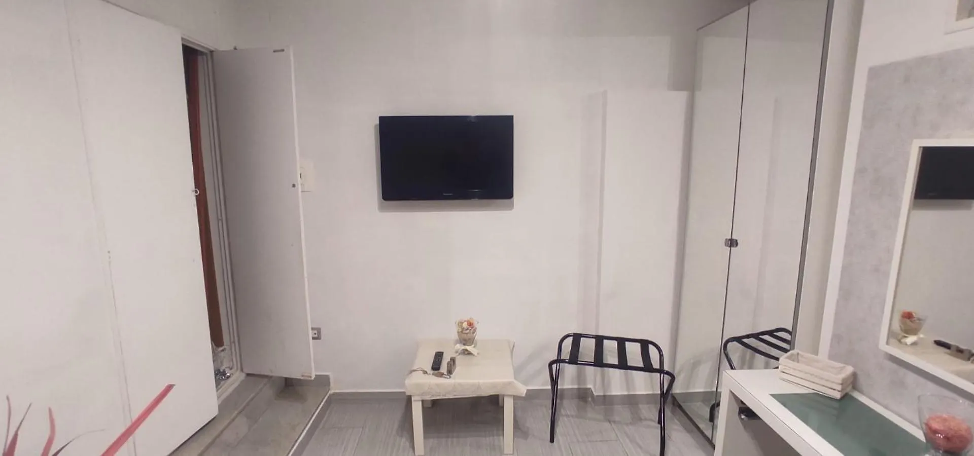 Simy4 Apartment Naples Italy